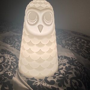 Charming White Owl Lamp
